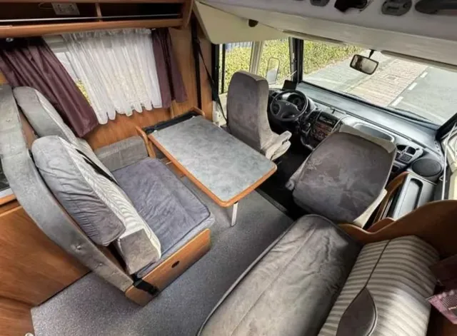 Autocaravana vista interior