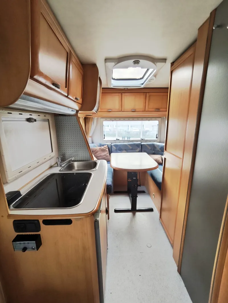 Autocaravana Hymer B595 interior
