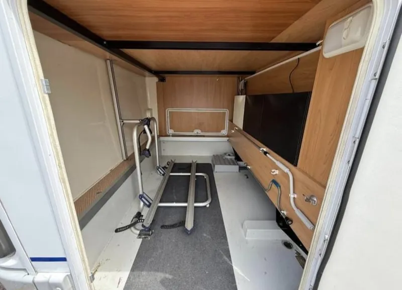 Autocaravana Burstner i690 Elegance