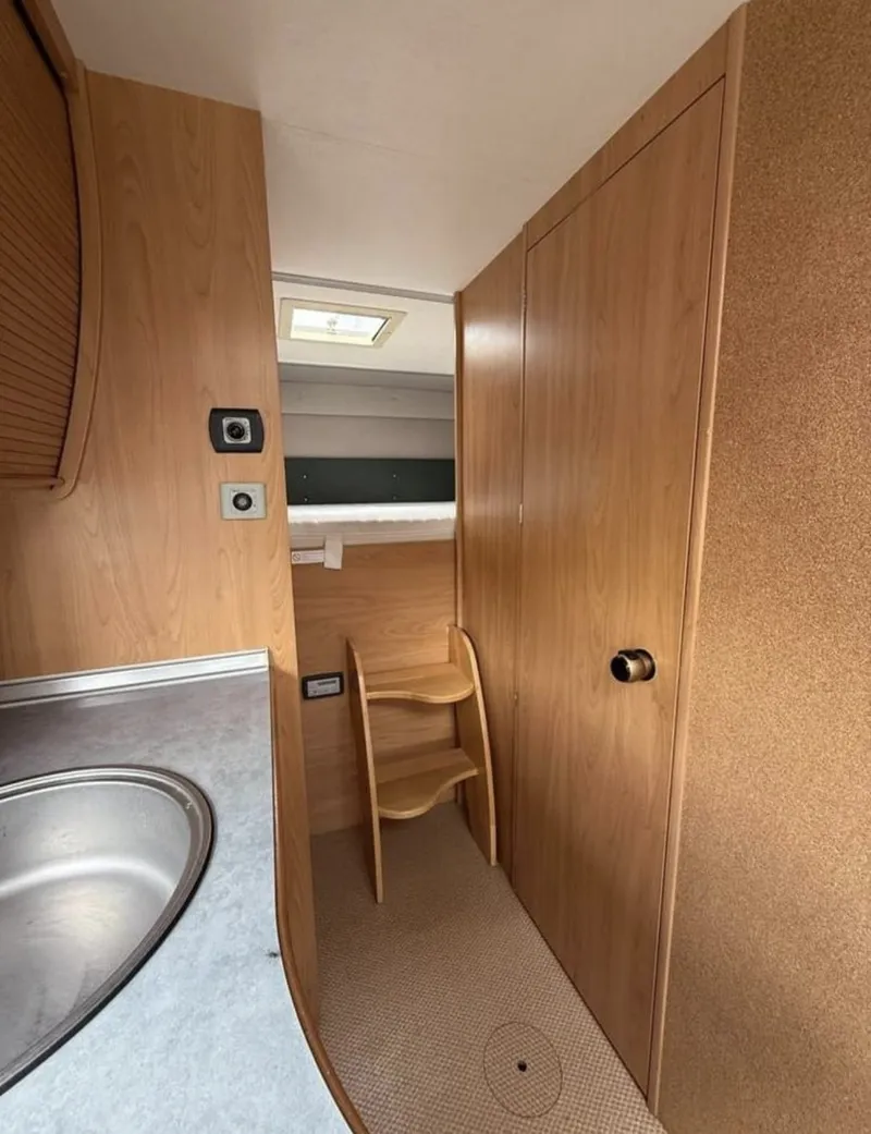 Autocaravana Burstner i690 Elegance