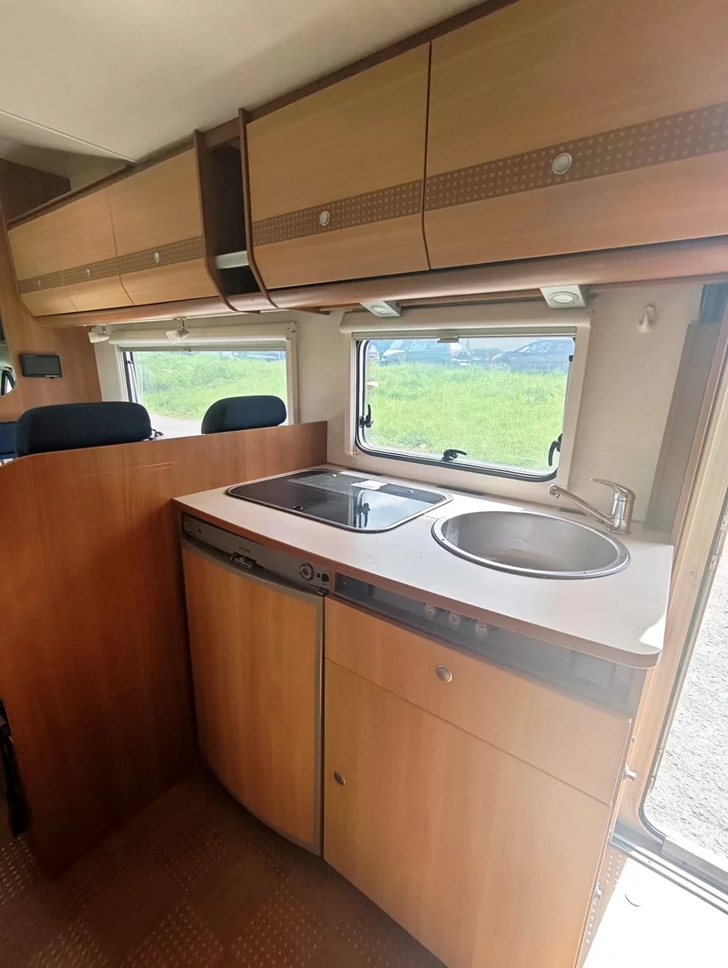 Autocaravana 18