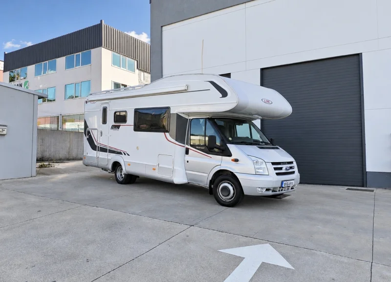 Autocaravana LMC Liberty Cruiser A728G - Exterior frontal